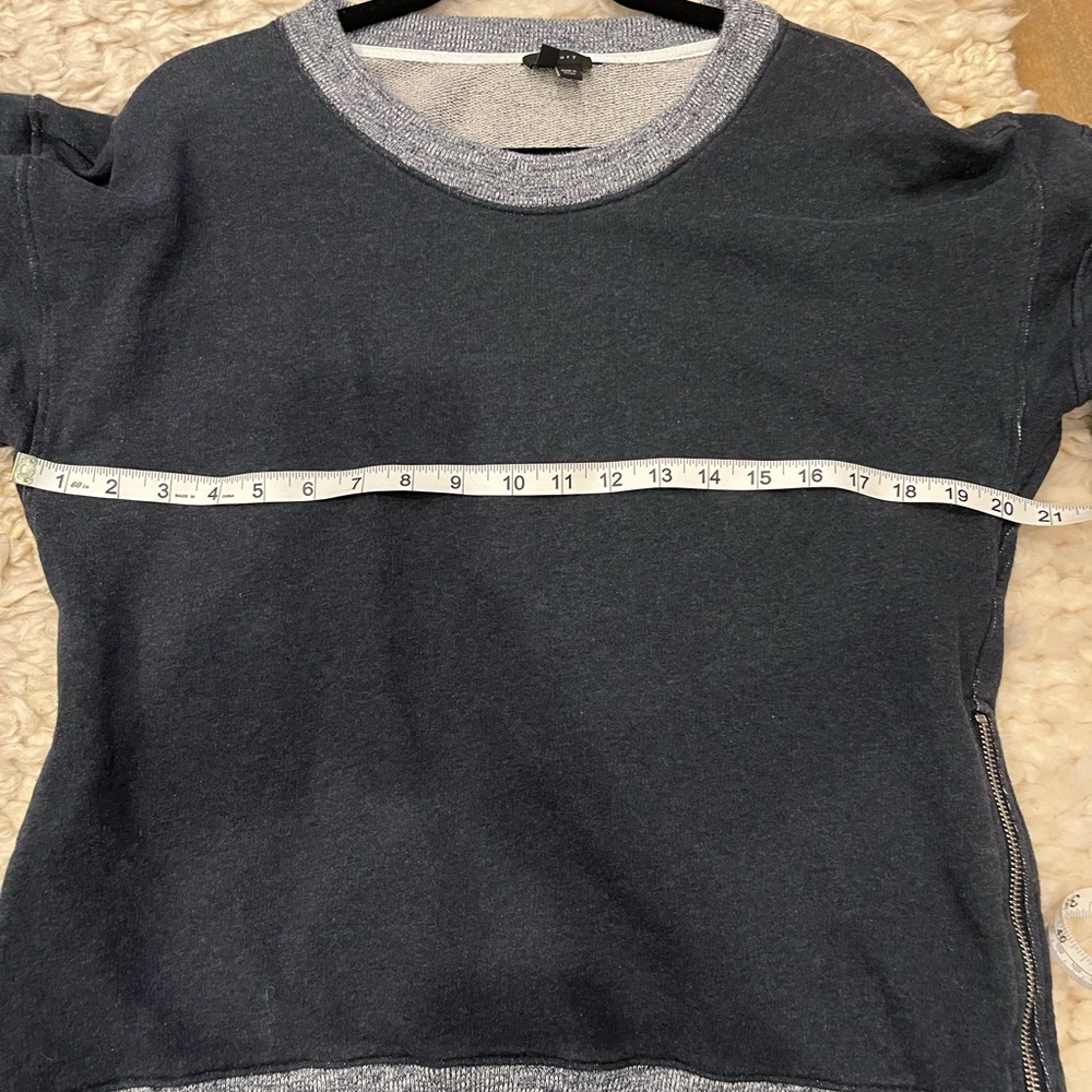 Theory Sweater - Picture 7 of 7